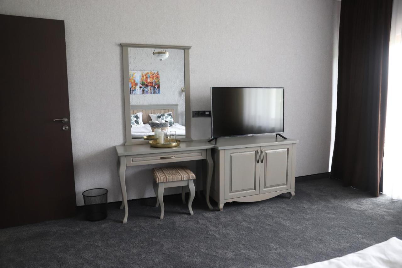 Prity Sport Botique Hotel غورنا اورياهوفيتسا المظهر الخارجي الصورة