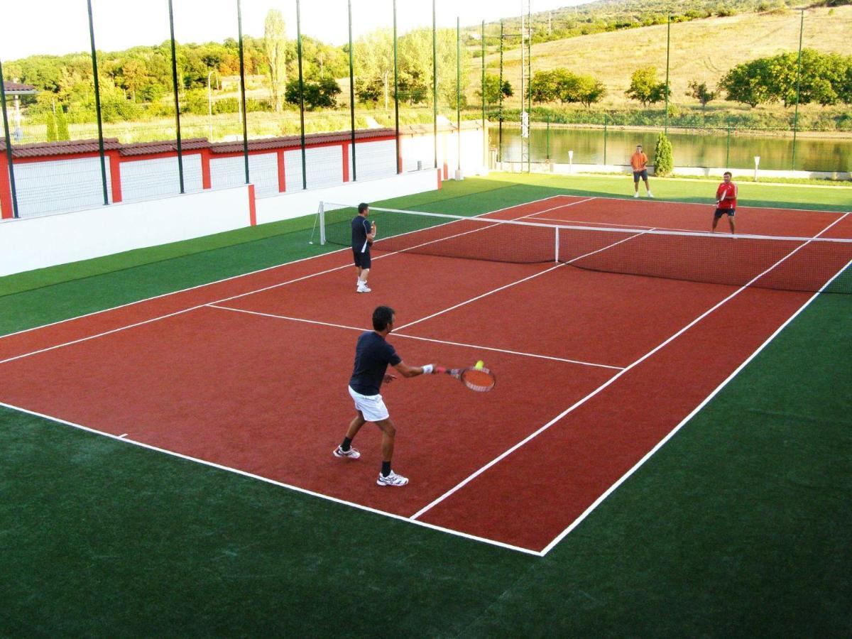 Prity Sport Botique Hotel غورنا اورياهوفيتسا المظهر الخارجي الصورة