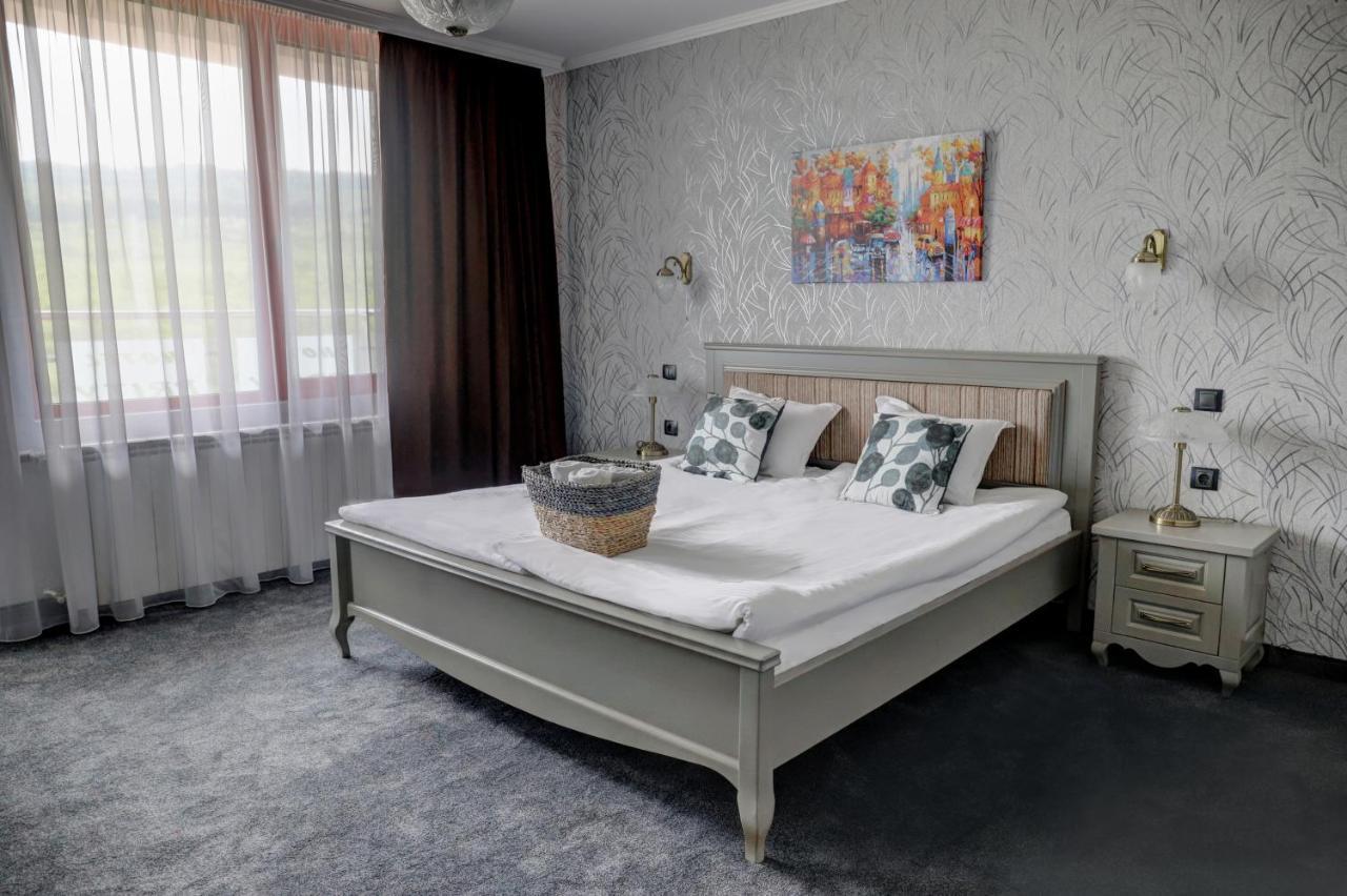 Prity Sport Botique Hotel غورنا اورياهوفيتسا المظهر الخارجي الصورة