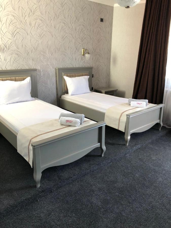 Prity Sport Botique Hotel غورنا اورياهوفيتسا المظهر الخارجي الصورة