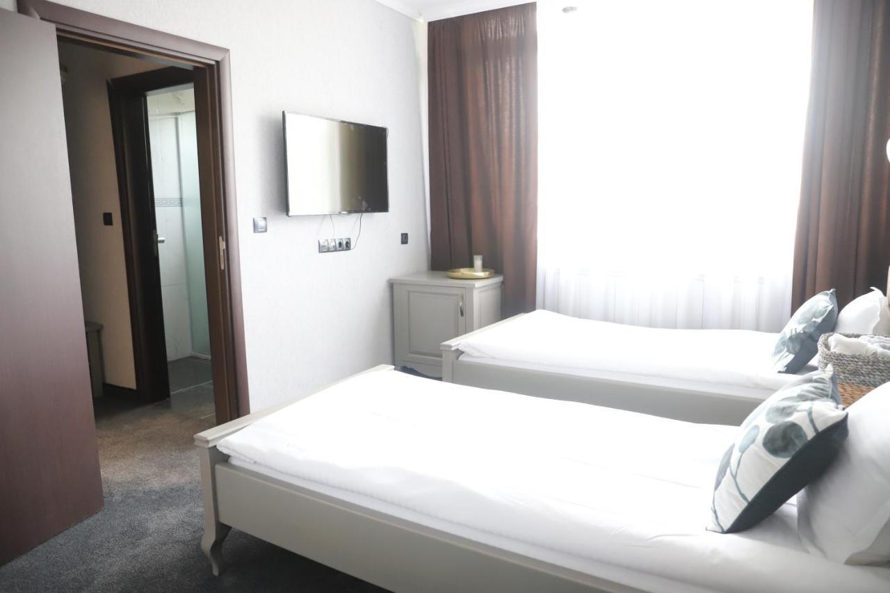 Prity Sport Botique Hotel غورنا اورياهوفيتسا المظهر الخارجي الصورة